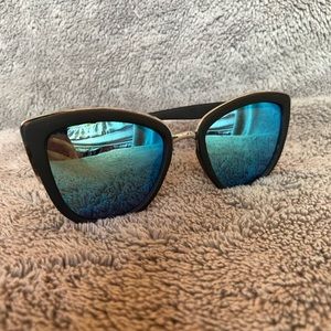 Quay My Girl Sunnies